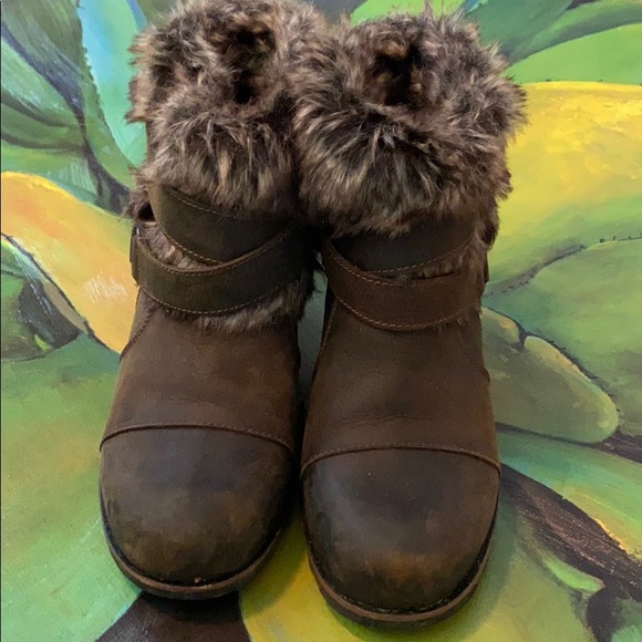 Sorel Joan of Arctic fur bootie - Picture 5 of 6